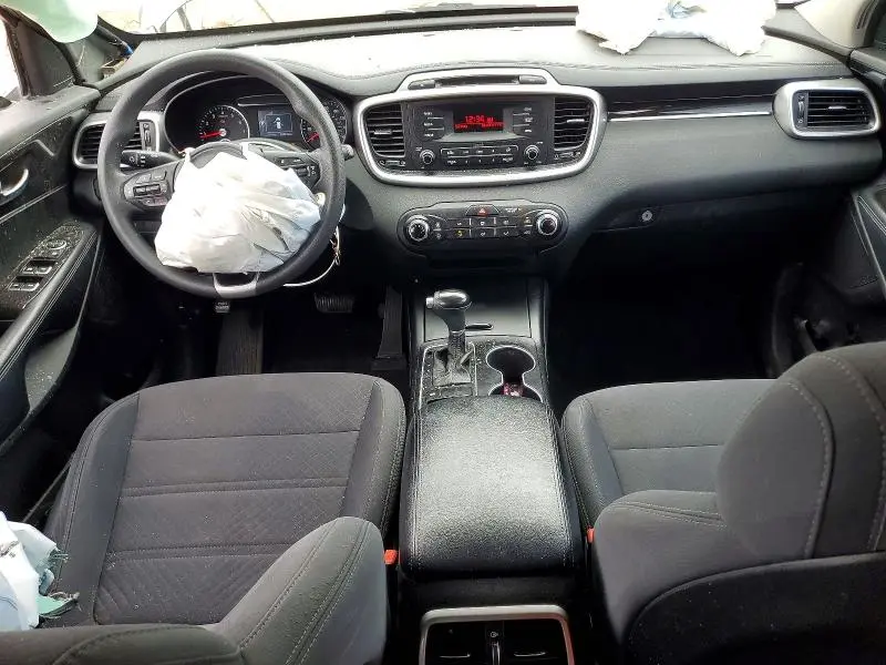 2017 KIA SORENTO L  
