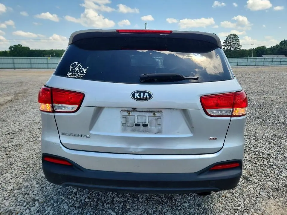 2016 KIA SORENTO LX  