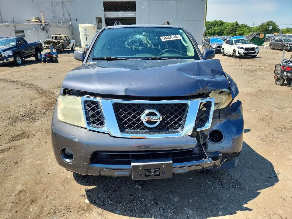 2011 NISSAN PATHFINDER S  