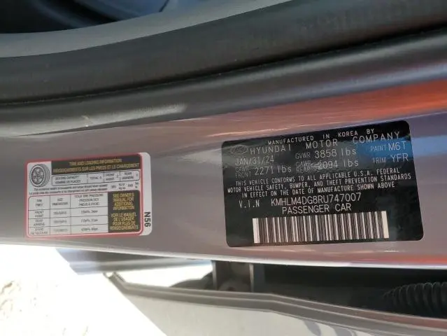 2024 HYUNDAI ELANTRA SEL  