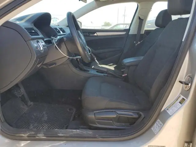 2014 VOLKSWAGEN PASSAT S  