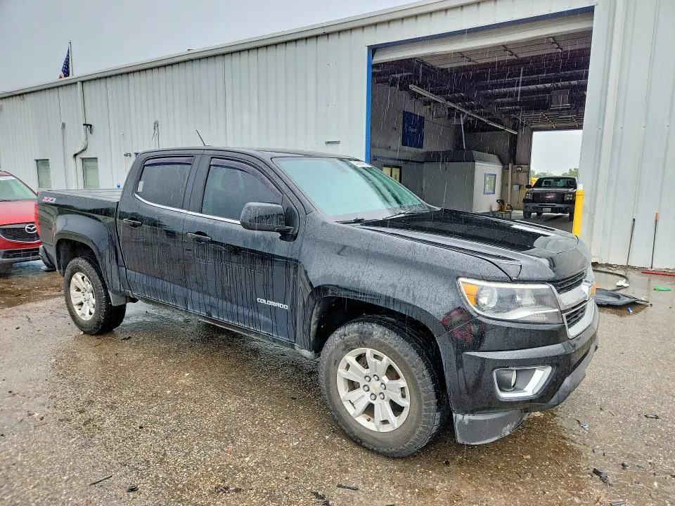 2017 CHEVROLET COLORADO LT  