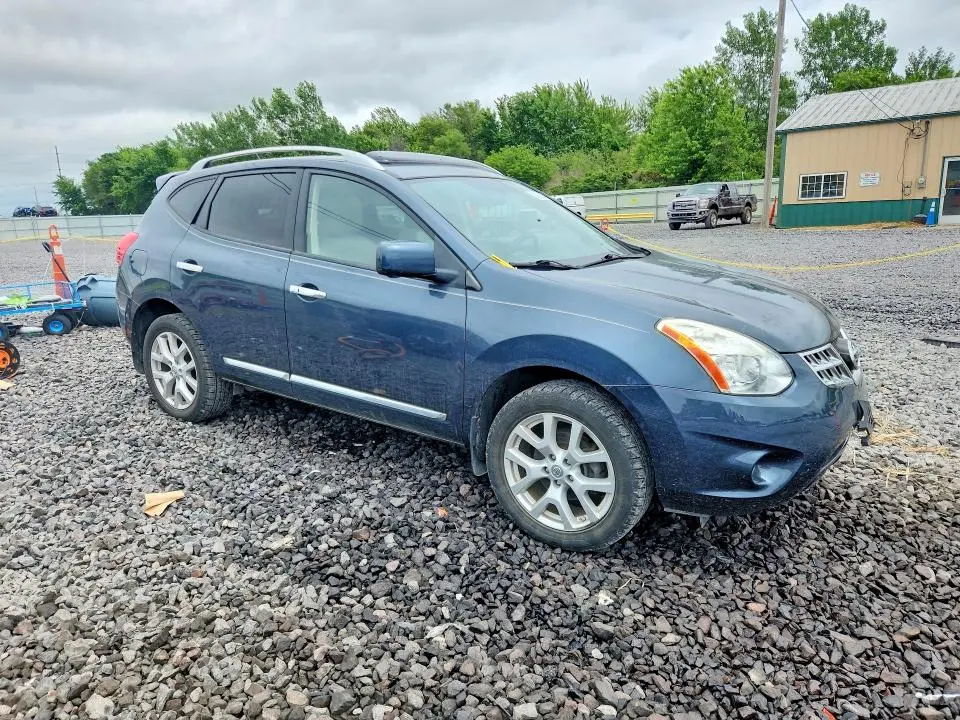 2012 NISSAN ROGUE S  