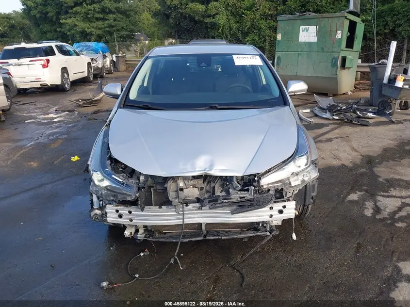 2019 TOYOTA PRIUS LE