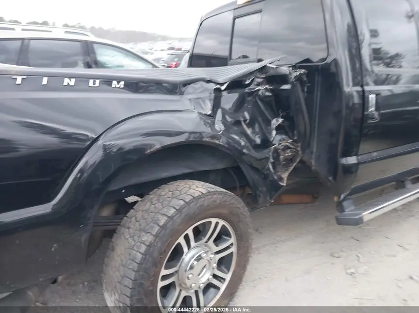 2016 FORD F-250 LARIAT