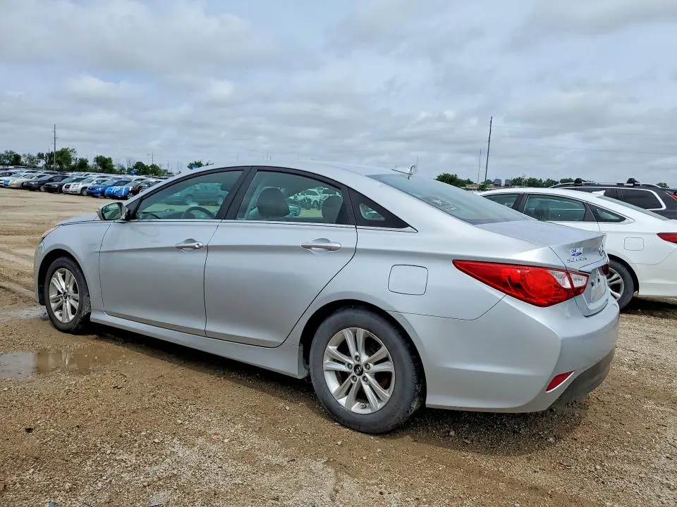 2014 HYUNDAI SONATA GLS  