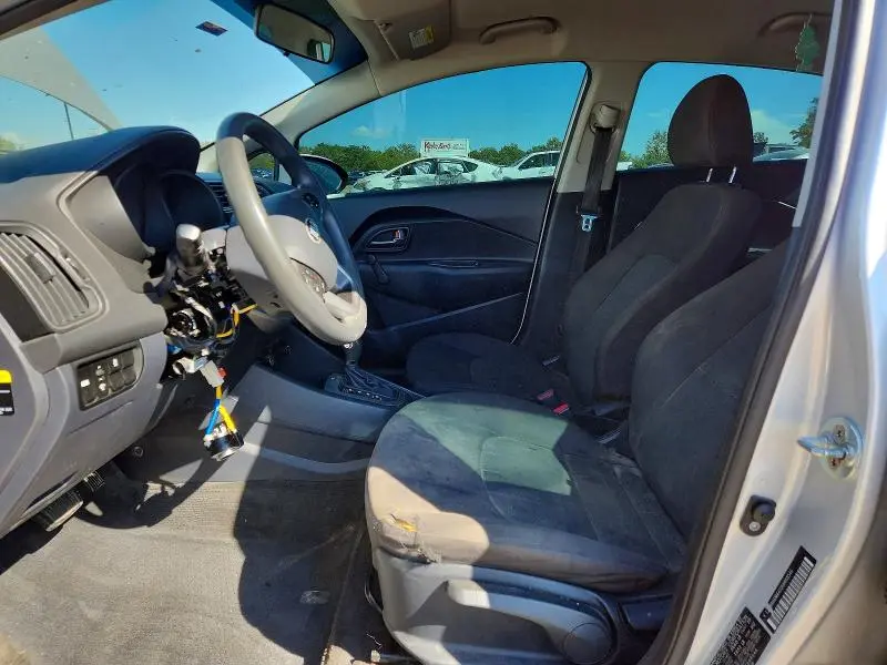 2016 KIA RIO LX  