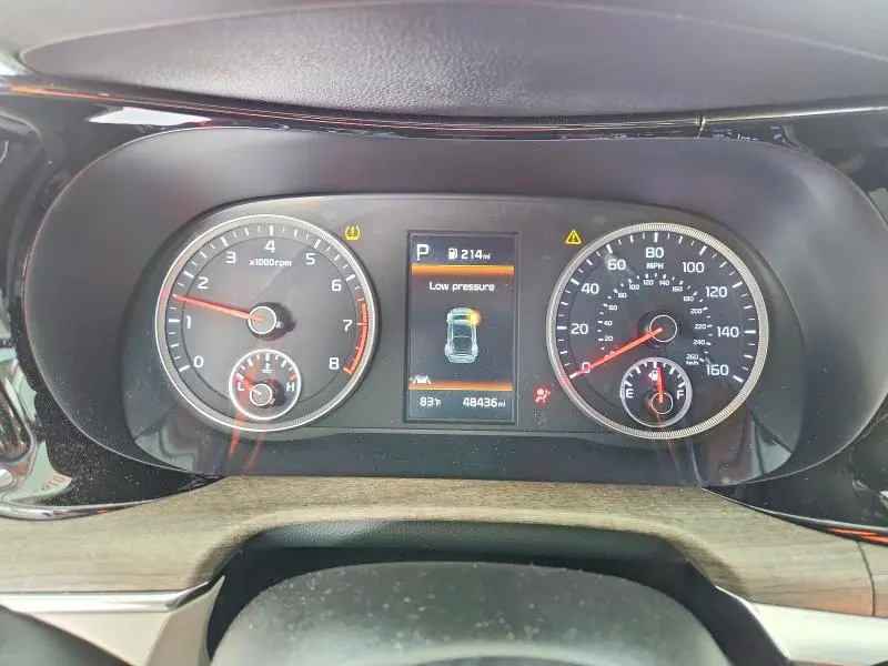 2022 KIA K5 EX  