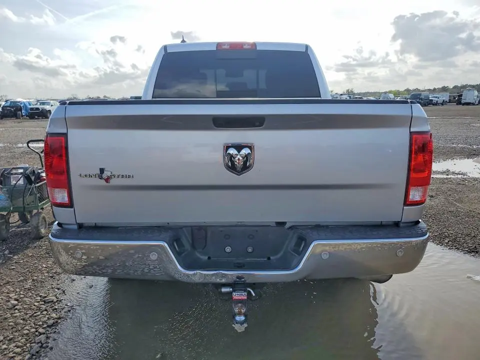 2017 RAM 1500 SLT  