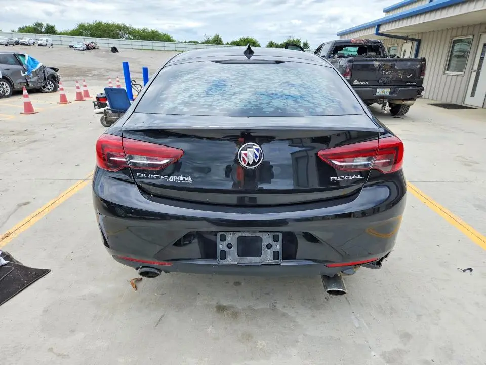 2018 BUICK REGAL PREFERRED  