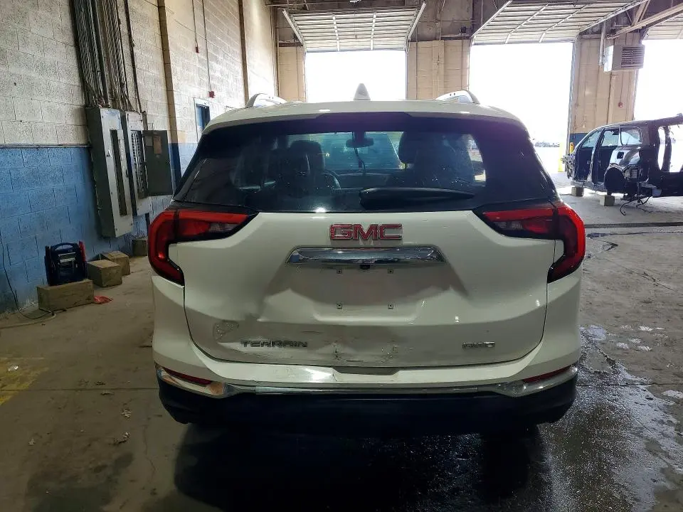 2019 GMC TERRAIN SLT  