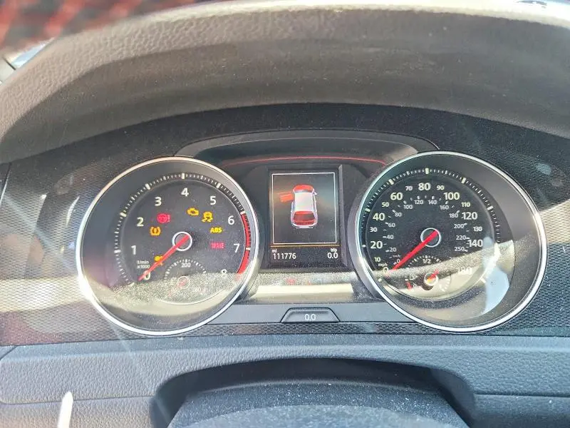 2016 VOLKSWAGEN GTI S/SE  