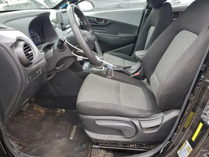 2020 HYUNDAI KONA SE  