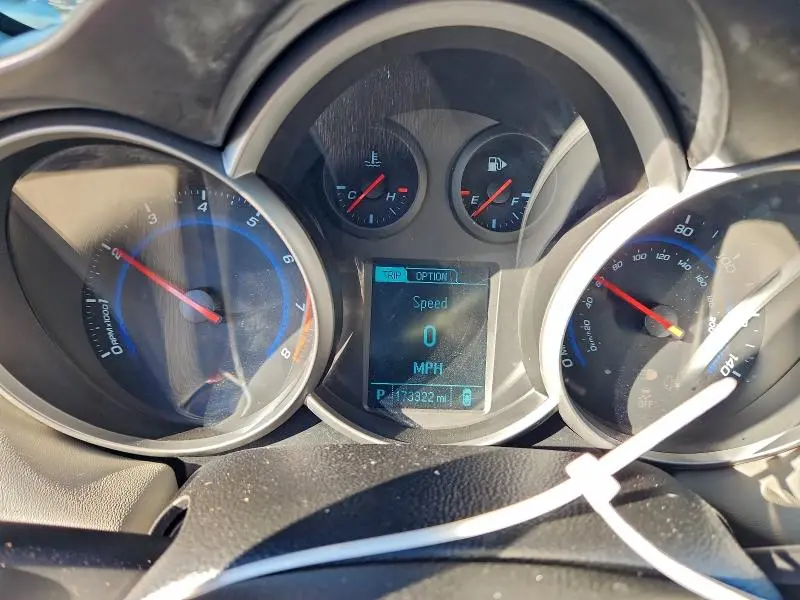 2014 CHEVROLET CRUZE LS  