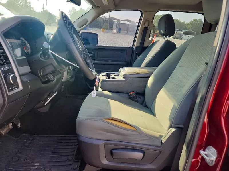 2016 RAM 1500 ST  