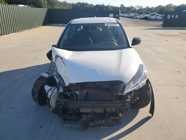 2021 NISSAN KICKS S  