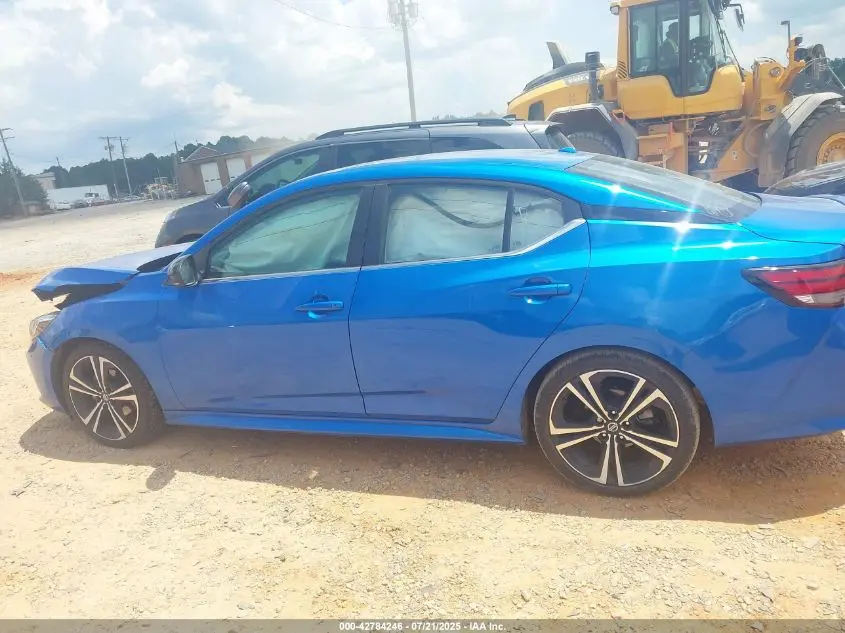 2021 NISSAN SENTRA SR XTRONIC CVT