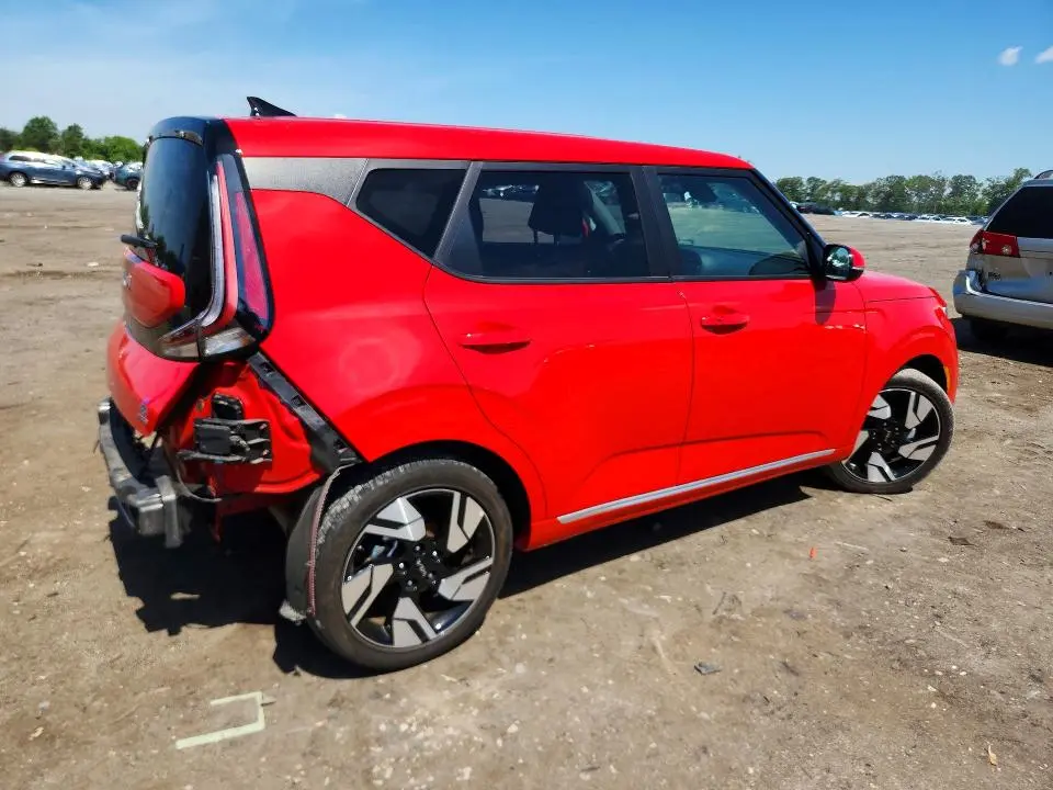 2025 KIA SOUL GT LINE  