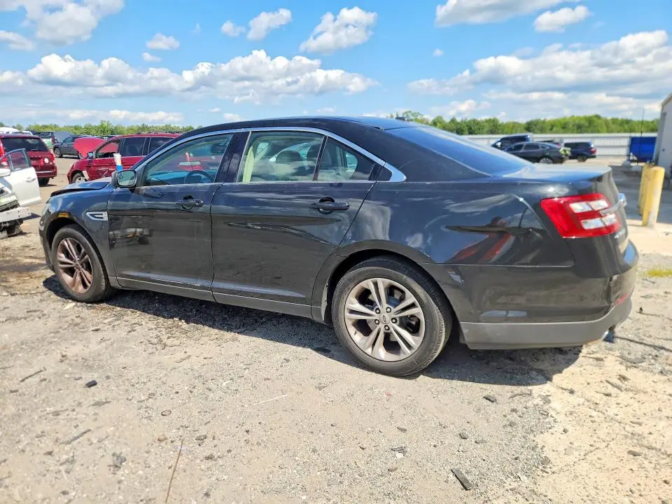 2015 FORD TAURUS SEL  