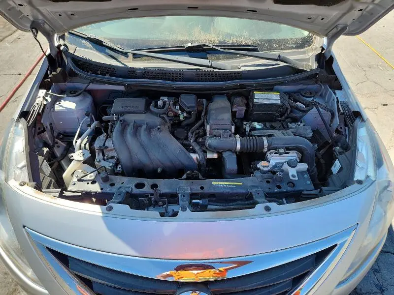 2019 NISSAN VERSA SV  
