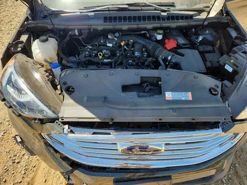 2022 FORD EDGE TITANIUM  