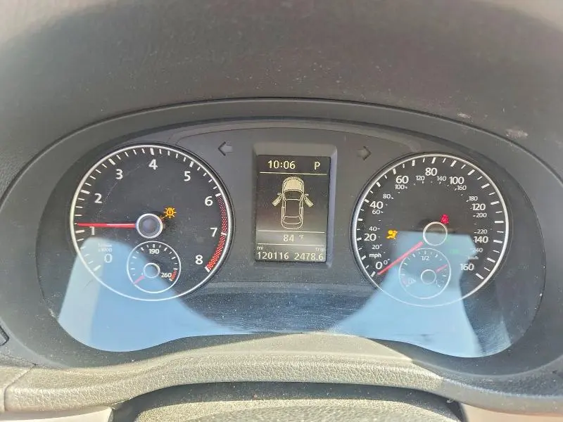 2014 VOLKSWAGEN PASSAT SE  