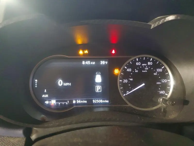 2023 NISSAN VERSA SV  