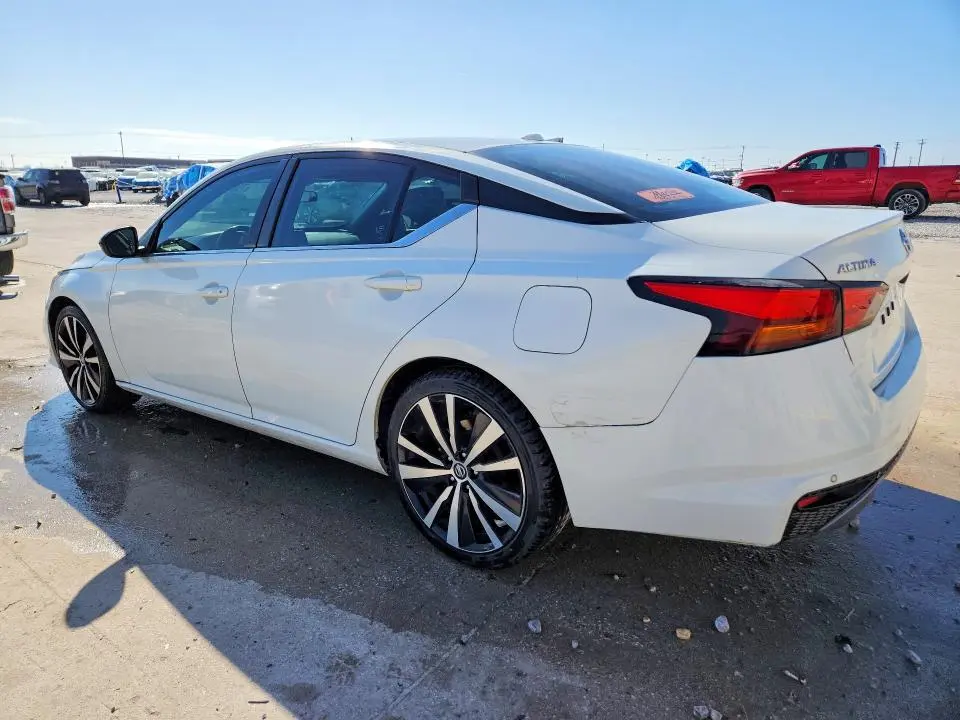 2022 NISSAN ALTIMA 2.5 SR  