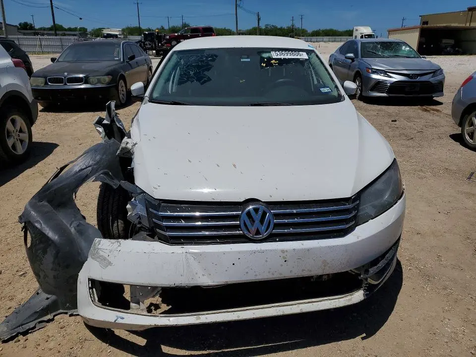 2014 VOLKSWAGEN PASSAT S  