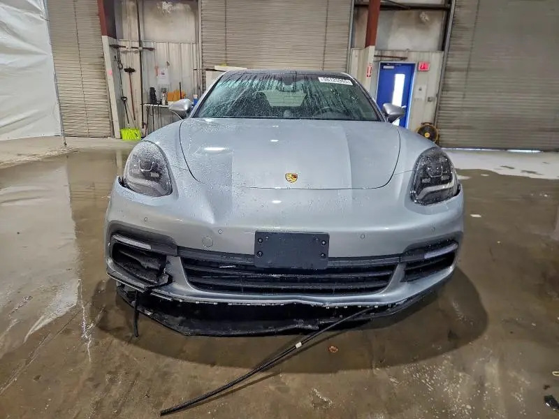 2019 PORSCHE PANAMERA BASE  