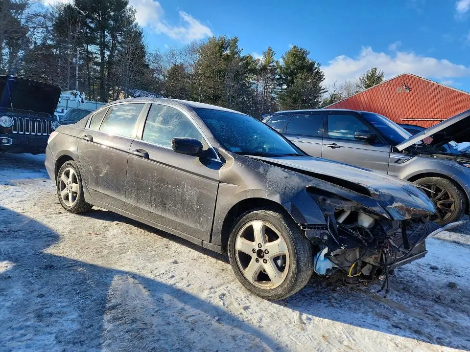 2011 HONDA ACCORD LXP  