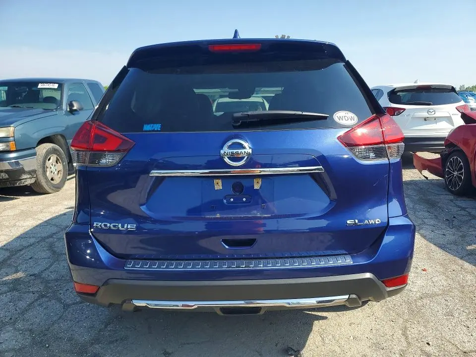 2017 NISSAN ROGUE SL  