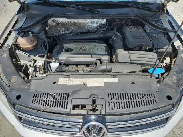2013 VOLKSWAGEN TIGUAN S  