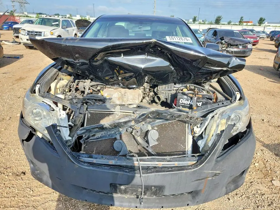 2010 TOYOTA CAMRY LE  