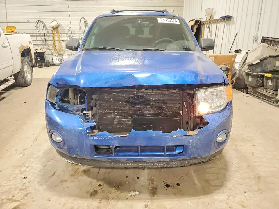 2012 FORD ESCAPE XLT  