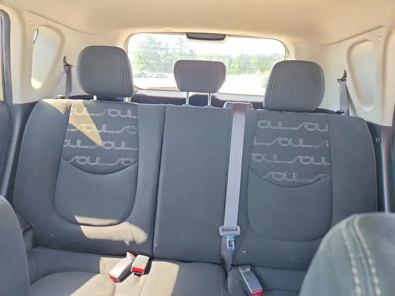2013 KIA SOUL +  