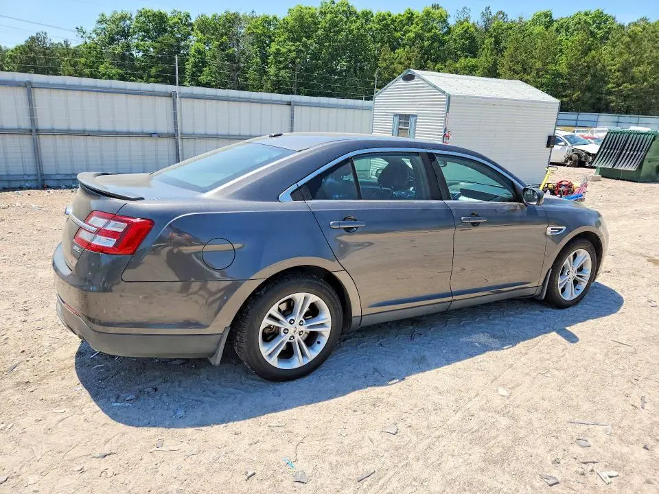 2015 FORD TAURUS SEL  
