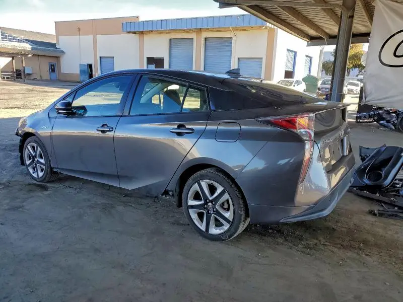 2017 TOYOTA PRIUS   