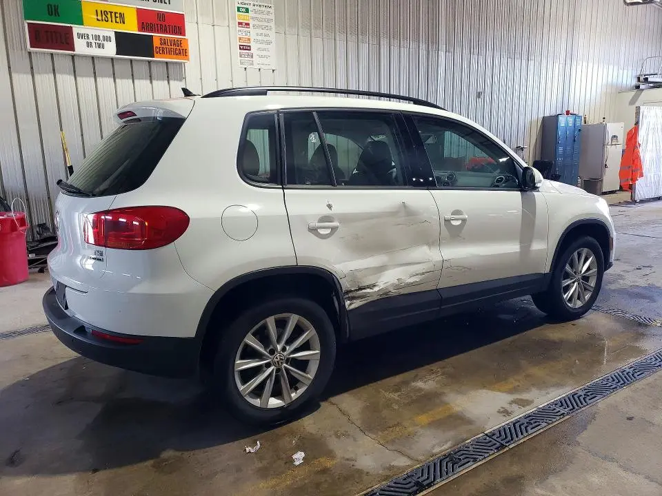 2017 VOLKSWAGEN TIGUAN S  