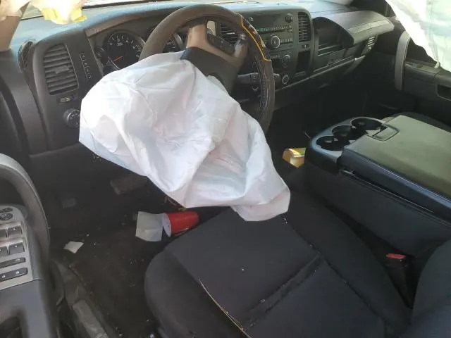 2011 CHEVROLET SILVERADO C1500 LT  