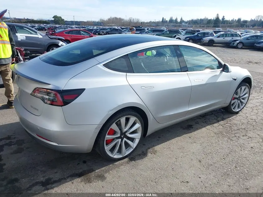 2018 TESLA MODEL 3 LONG RANGE/PERFORMANCE