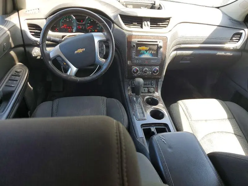 2015 CHEVROLET TRAVERSE LT  