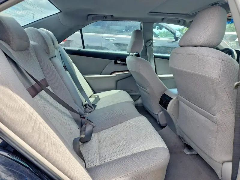 2012 TOYOTA CAMRY XLE  