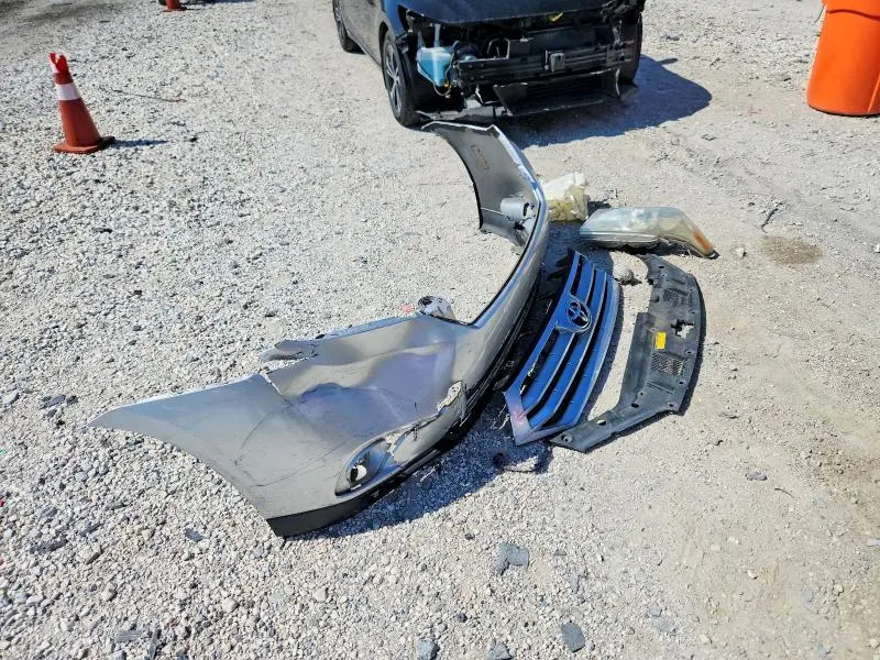 2011 TOYOTA HIGHLANDER BASE  