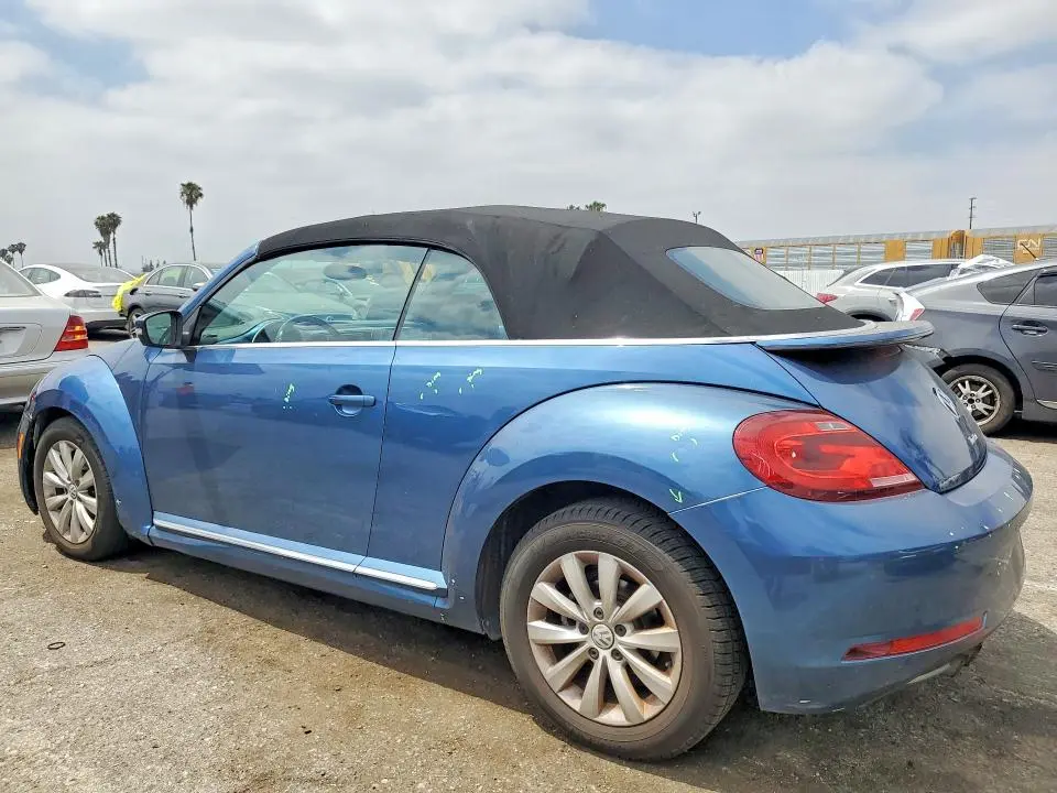 2018 VOLKSWAGEN BEETLE S  