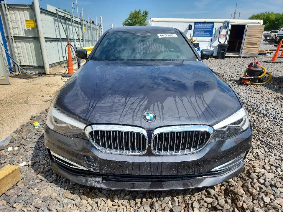 2019 BMW 540 XI  