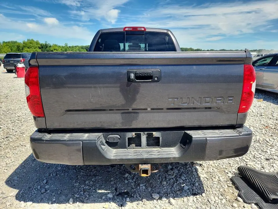 2019 TOYOTA TUNDRA SR5  