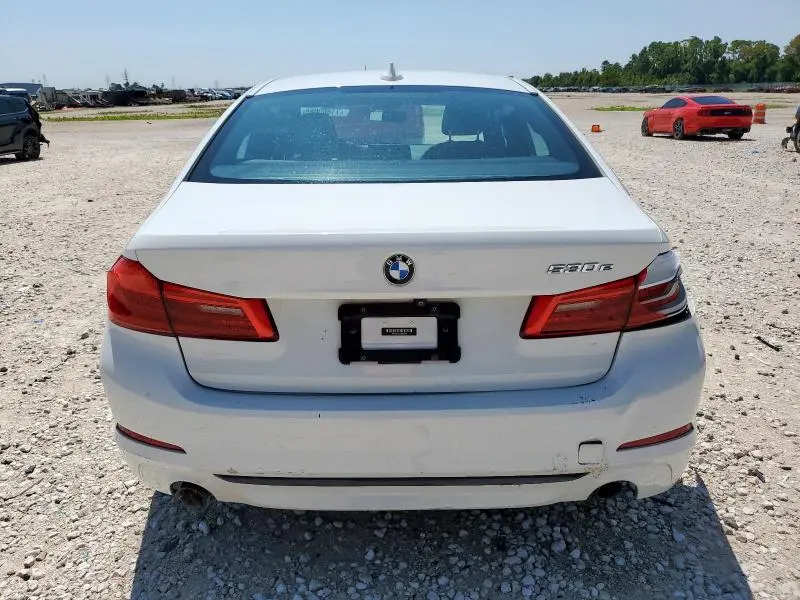 2018 BMW 530XE   