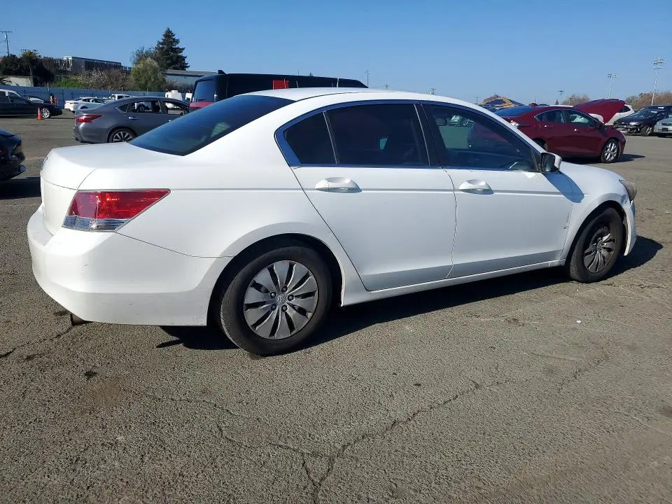 2010 HONDA ACCORD LX  