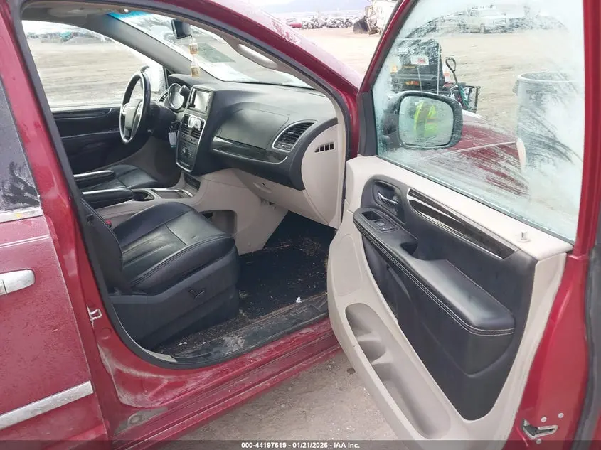 2016 CHRYSLER TOWN & COUNTRY TOURING-L